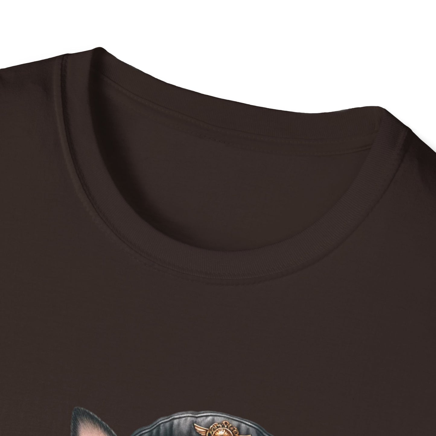 Chihuahua Tee – 'Tiny but Lethal' Steampunk Cosplay Design – Unisex Fit