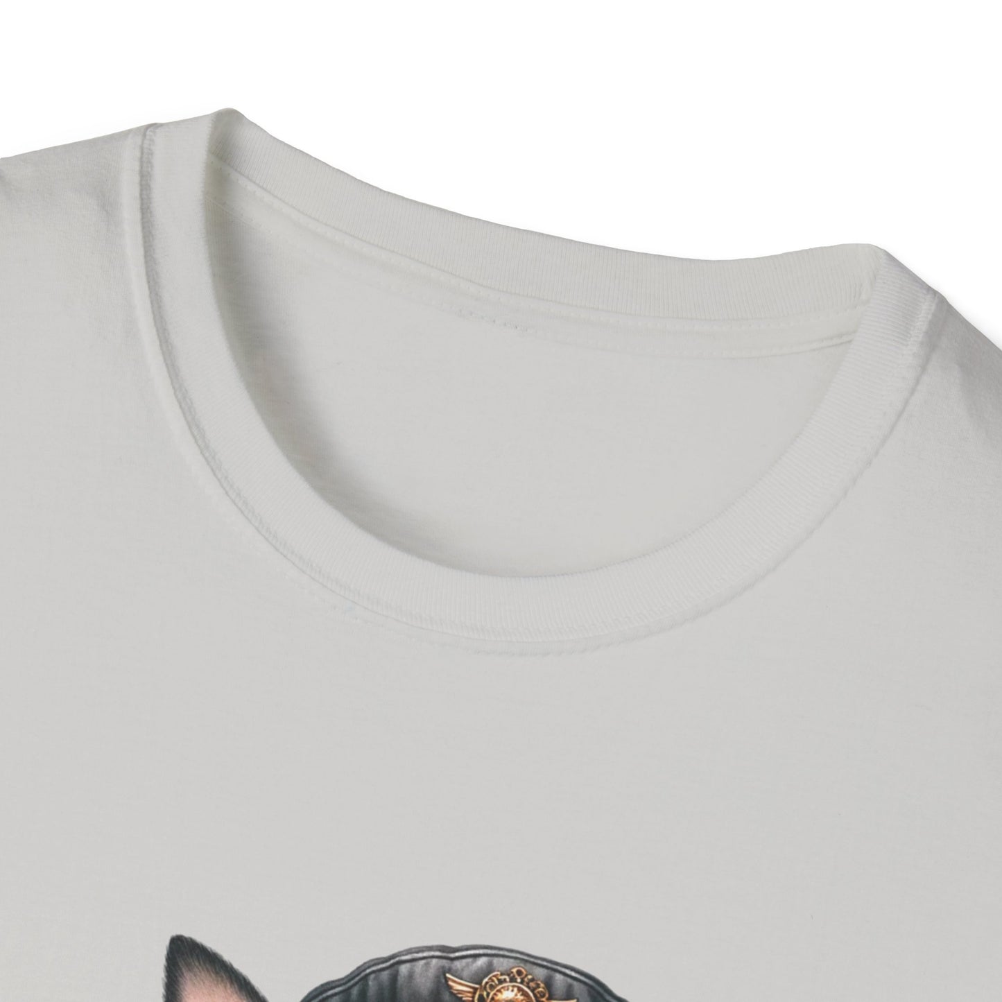Chihuahua Tee – 'Tiny but Lethal' Steampunk Cosplay Design – Unisex Fit