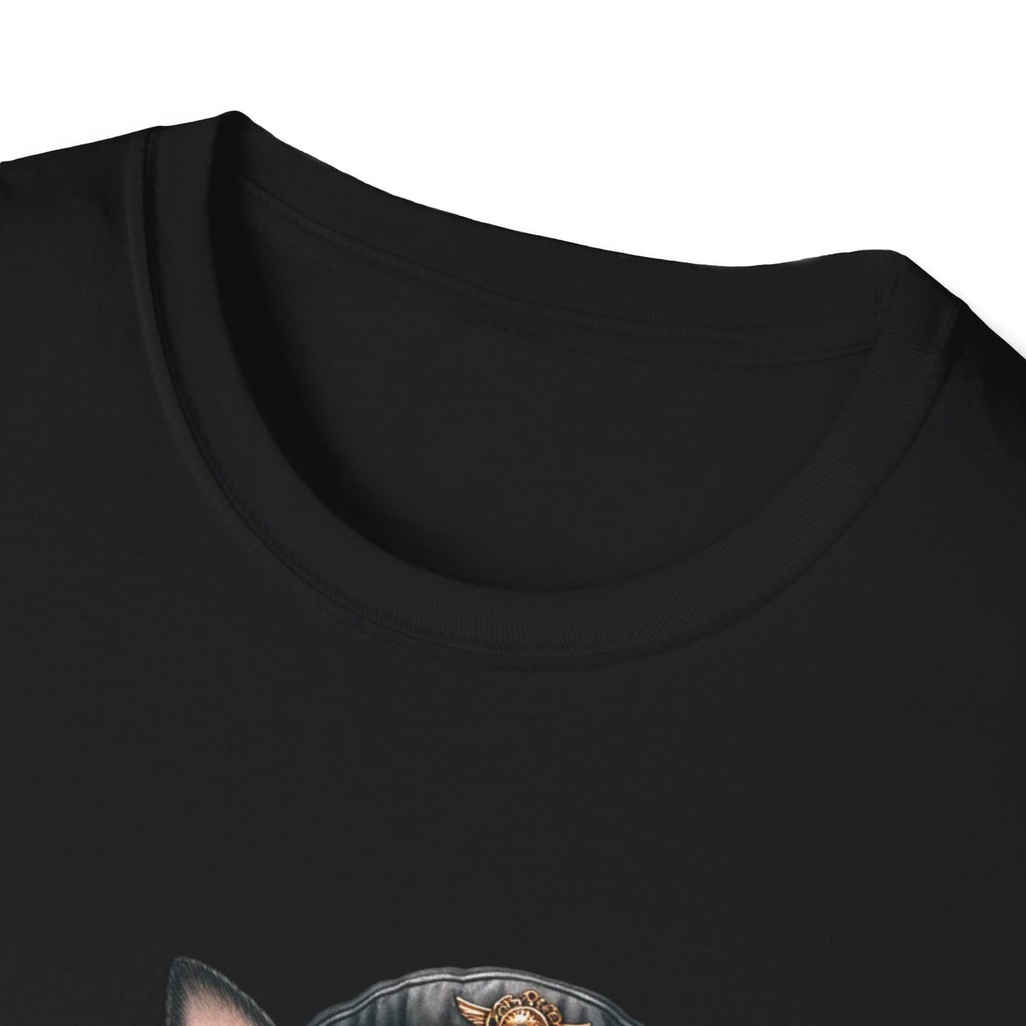 Chihuahua Tee – 'Tiny but Lethal' Steampunk Cosplay Design – Unisex Fit